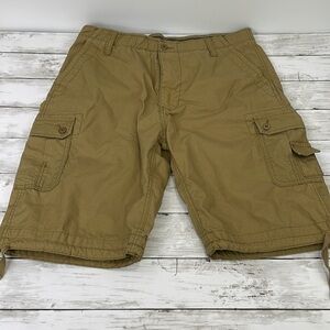 WEAR FIRST KHAKI SHORTS SZ 38